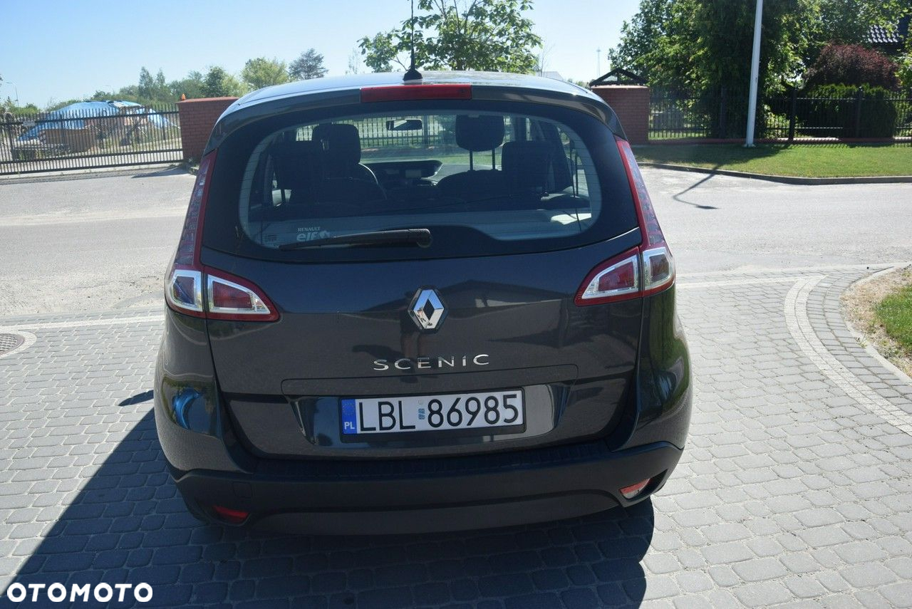 Renault Scenic 1.6 16V 110 TomTom Edition - 11