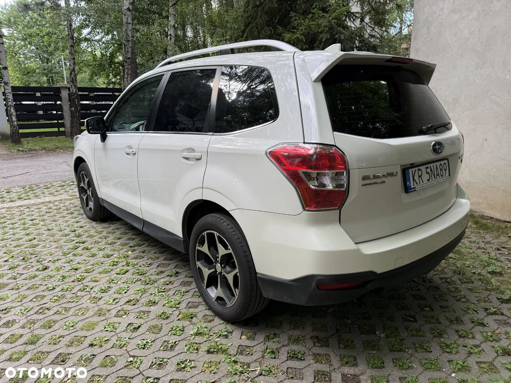 Subaru Forester 2.0 XT Comfort Lineartronic - 6
