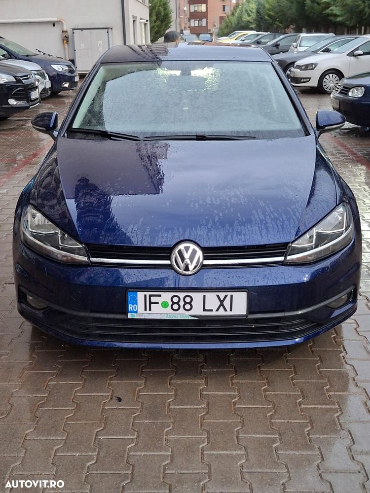 Volkswagen Golf ver-1-0-tsi-trendline - 1