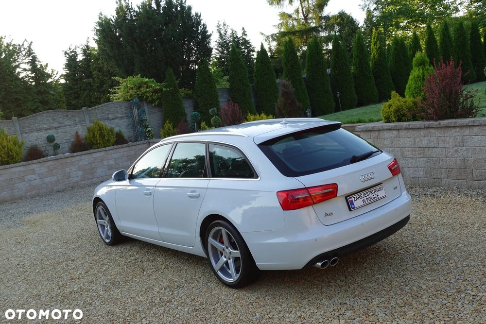 Audi A6 Avant - 14