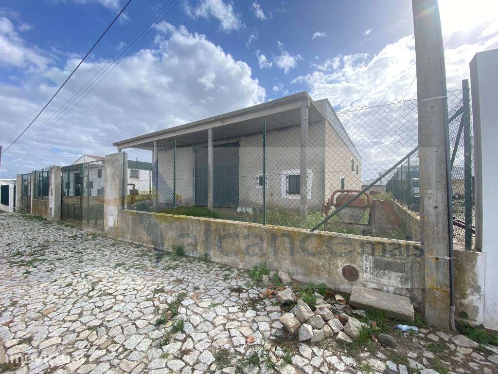 Armazém em Zona de Atividades Económicas - Vila Nova de São Bento - Grande imagem: 4/11