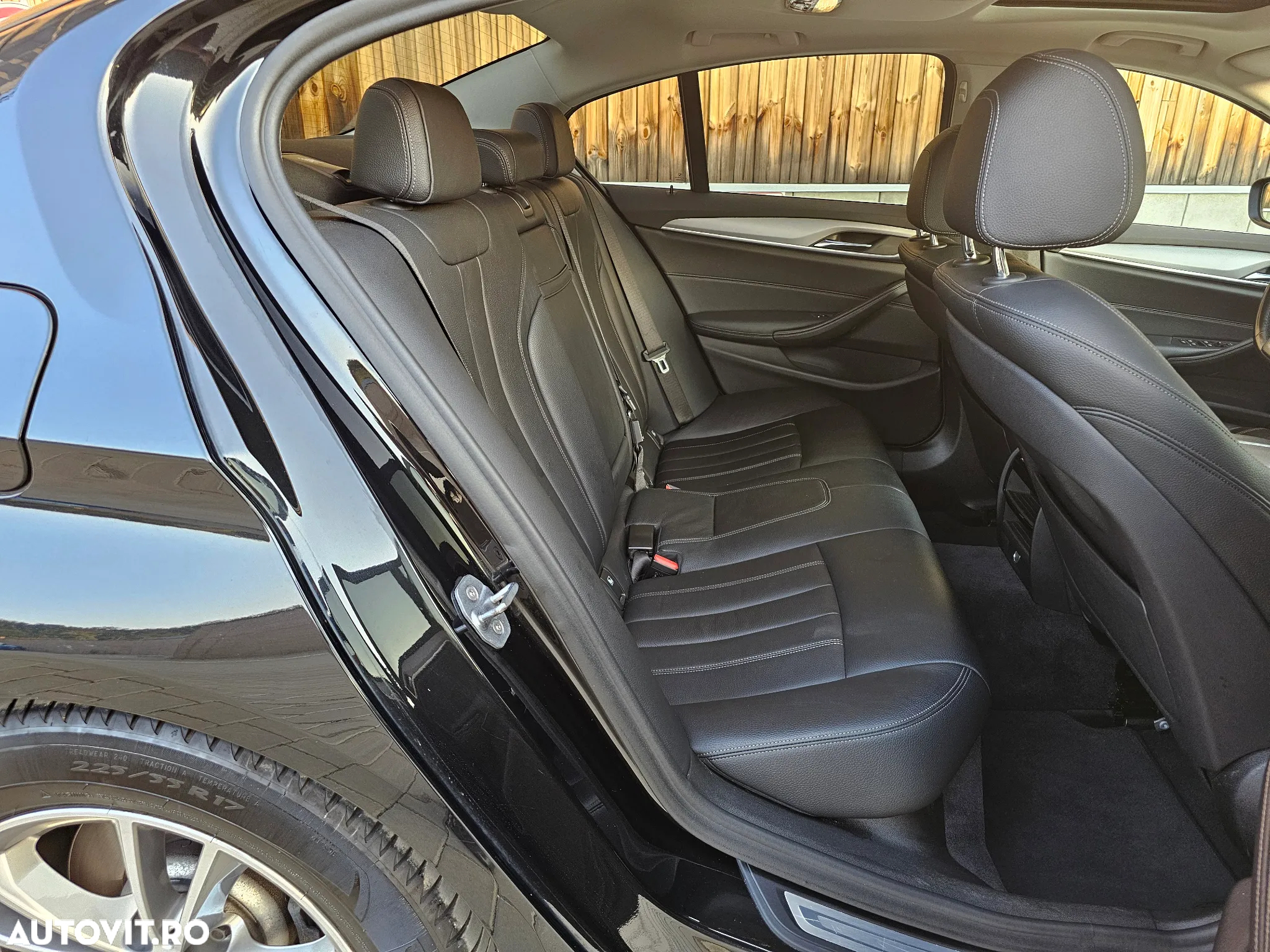 BMW Seria 5 530d xDrive AT - 10