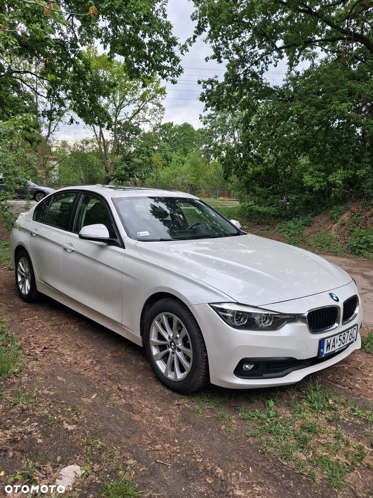 BMW Seria 3 320i xDrive - 5