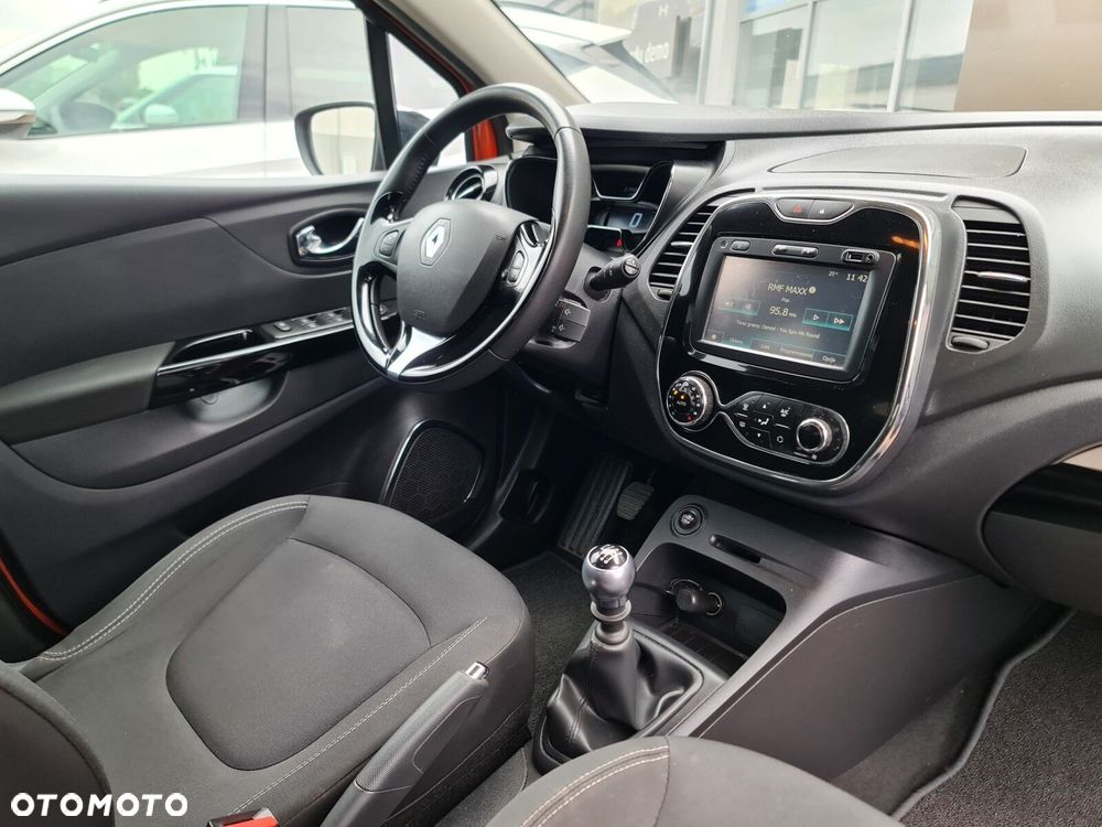 Renault Captur 1.2 Energy TCe Limited - 24