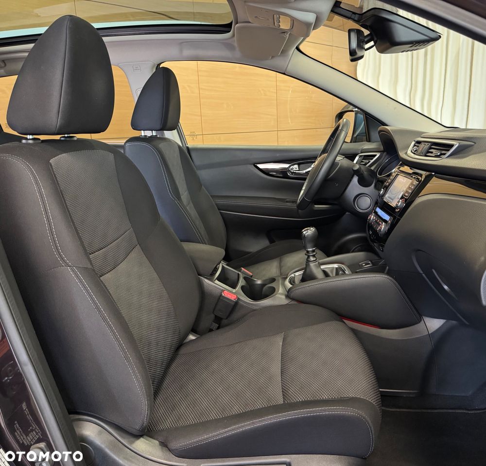 Nissan Qashqai 1.6 DIG-T N-Connecta - 11