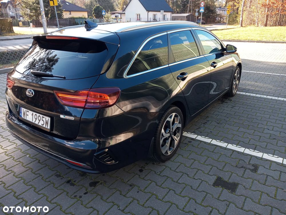 Kia Ceed 1.6 CRDi SCR L Business Line Plus DCT - 6