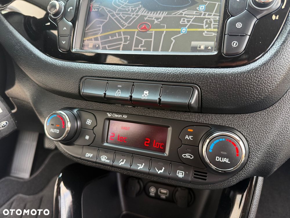 Kia Ceed 1.6 GDI Platinum Edition - 31