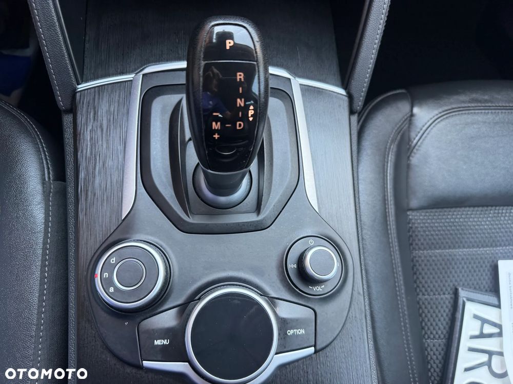 Alfa Romeo Stelvio 2.2 16V AT8 Super - 21