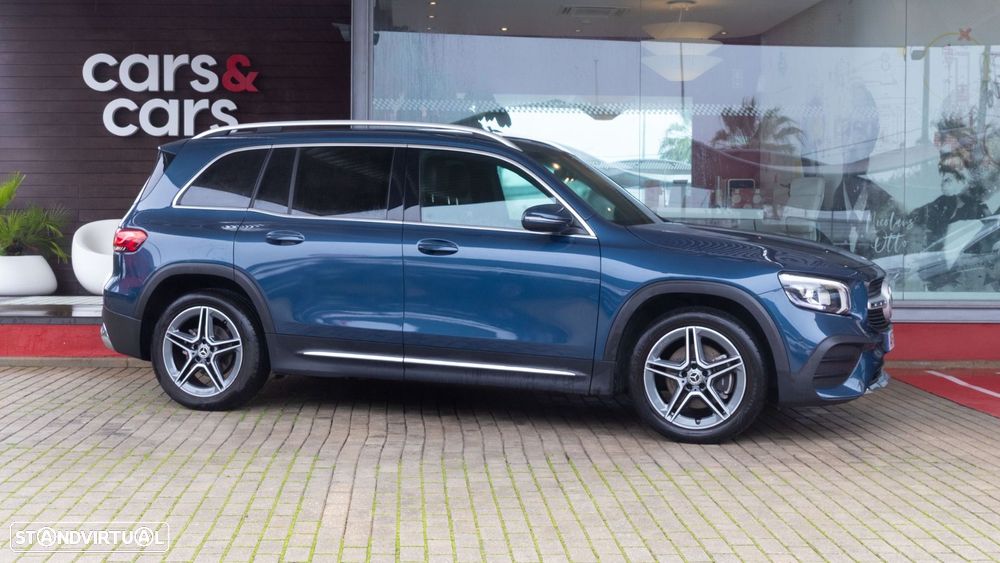 Mercedes-Benz GLB 200 AMG Line - 2