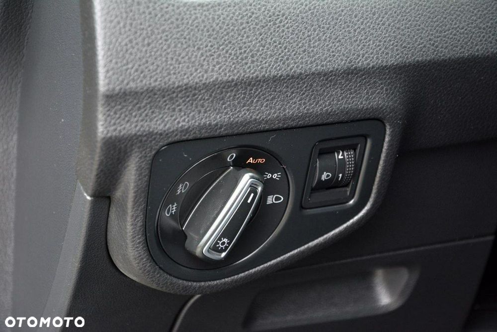 Volkswagen Golf Sportsvan 1.6 TDI BlueMotion Technology Comfortline - 35