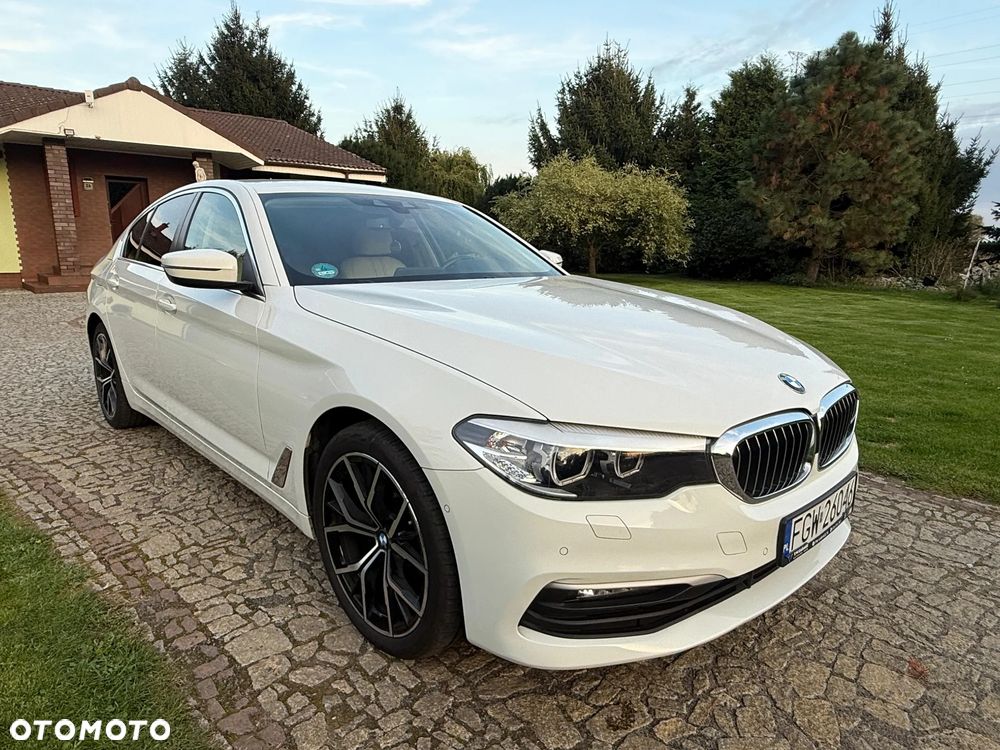 BMW 5 Series 2020 photo 3