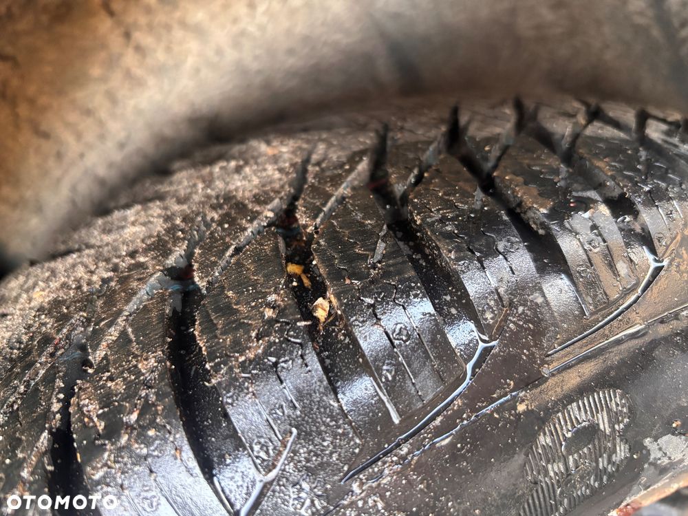 Volkswagen Golf 1.6 - 11