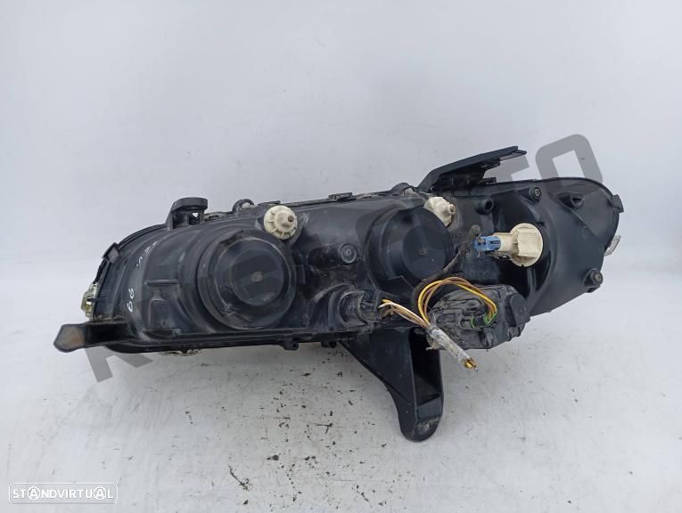 Ótica / Farol Direito 145_218-00-re Opel Omega B [1994_2004] 2. - 2