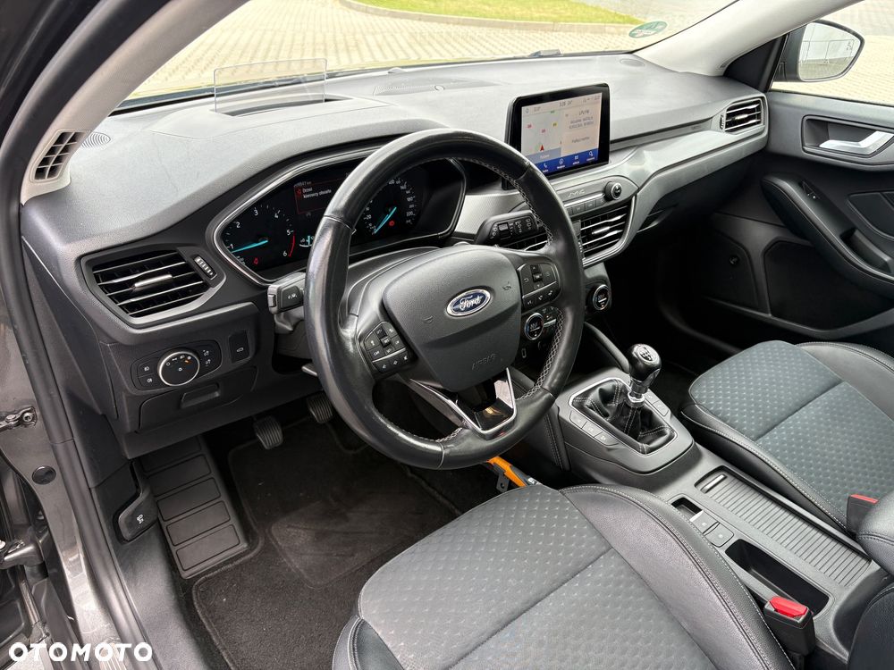 Ford Focus 1.5 EcoBlue Start-Stopp-System TITANIUM DESIGN - 14