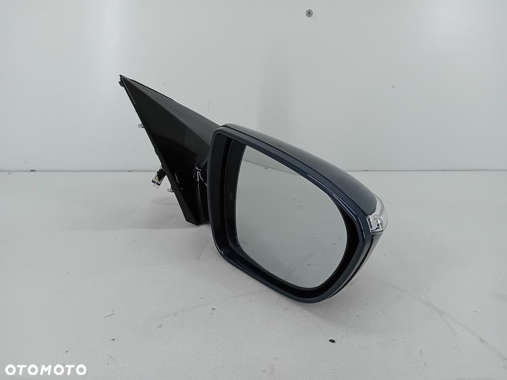 LUSTERKO PRAWE HYUNDAI I40 W8U - 5