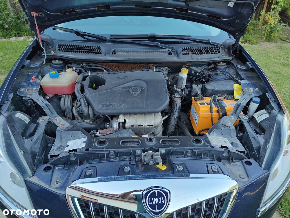 Lancia Delta 1.4 T-Jet Platino - 3