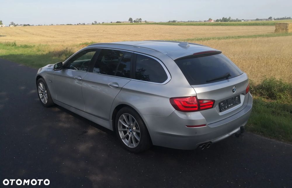 BMW Seria 5 520d Sport-Aut - 4