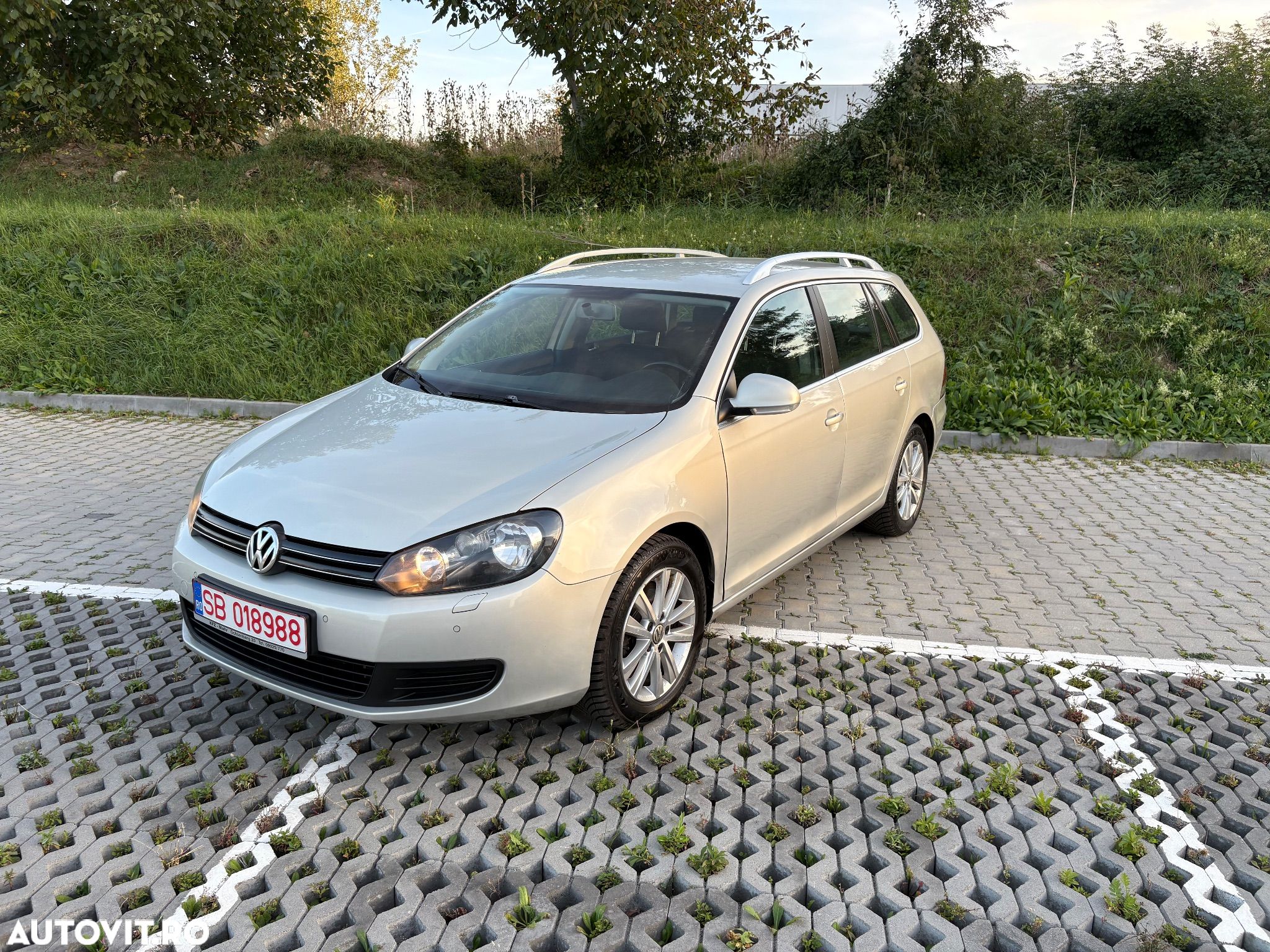 Volkswagen Golf 2.0 TDI DPF Comfortline - 1