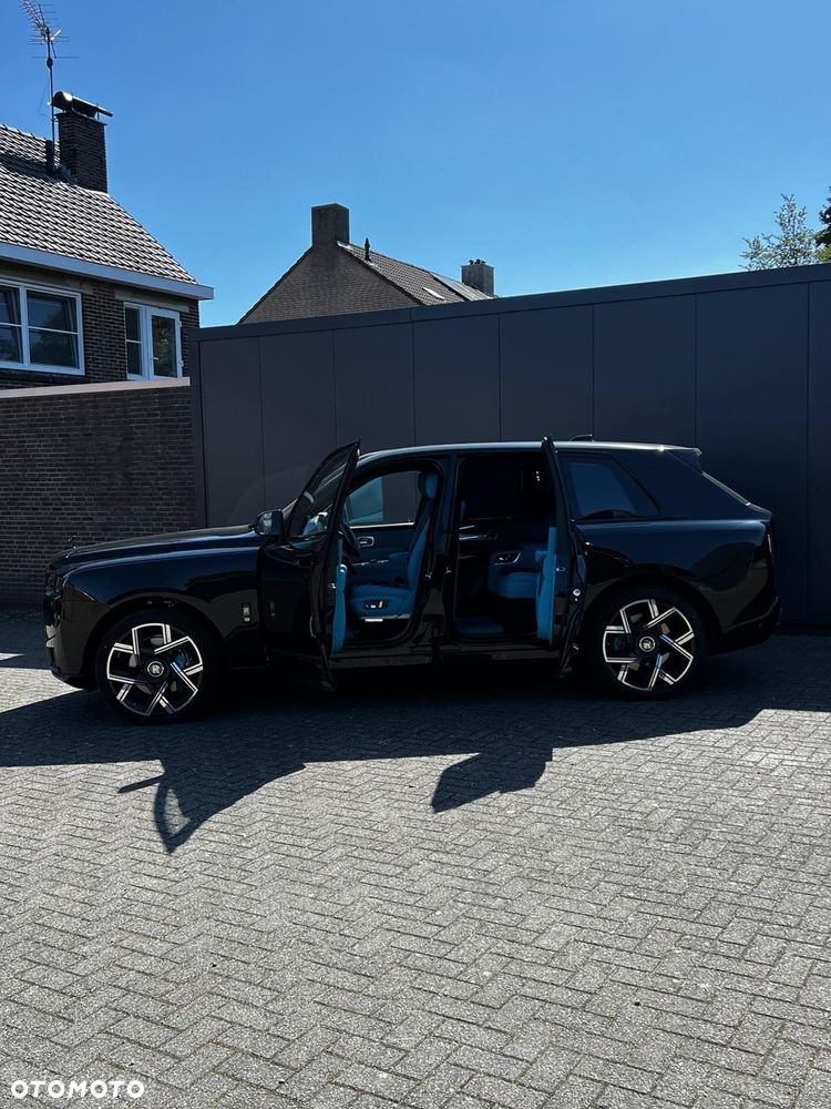 Rolls-Royce Cullinan - 11
