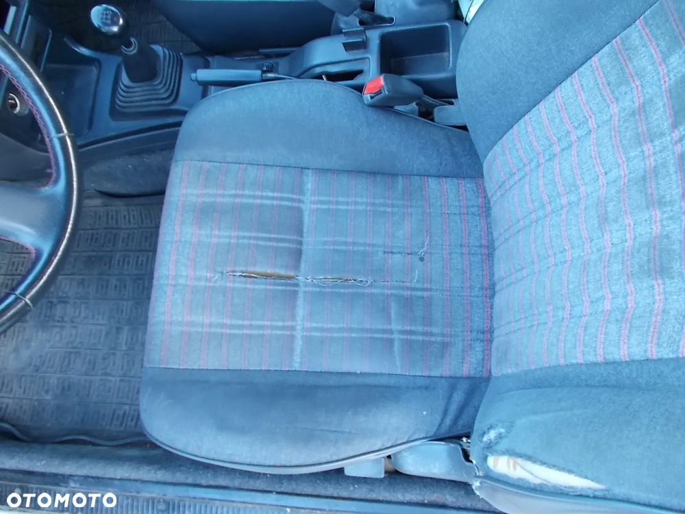 Toyota Corolla - 28