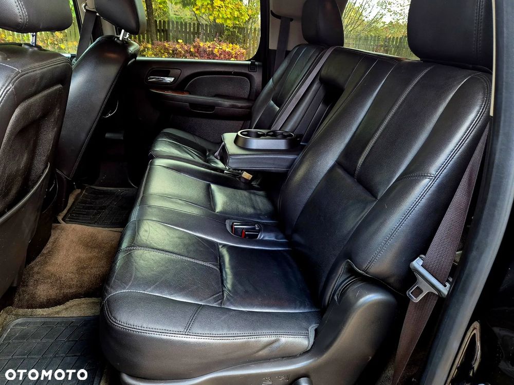 Chevrolet Suburban 5.3 LS 1500 4WD - 26