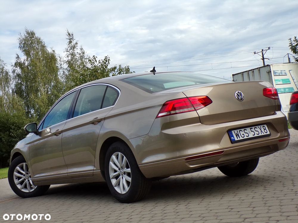 Volkswagen Passat 1.6 TDI (BlueMotion Technology) Comfortline - 2