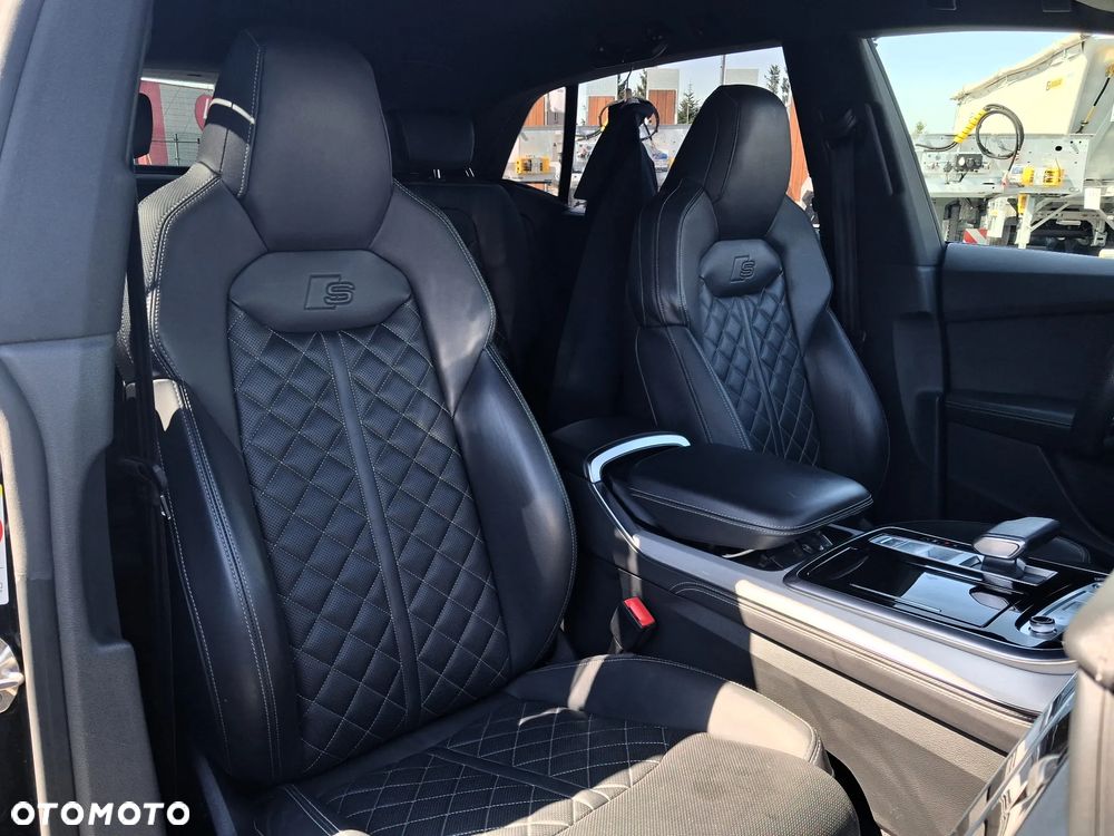 Audi Q8 TDI mHEV 210 kW Quattro Tiptronic - 24