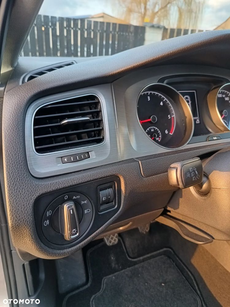 Volkswagen Golf 2.0 BlueTDI 4Motion Highline - 22