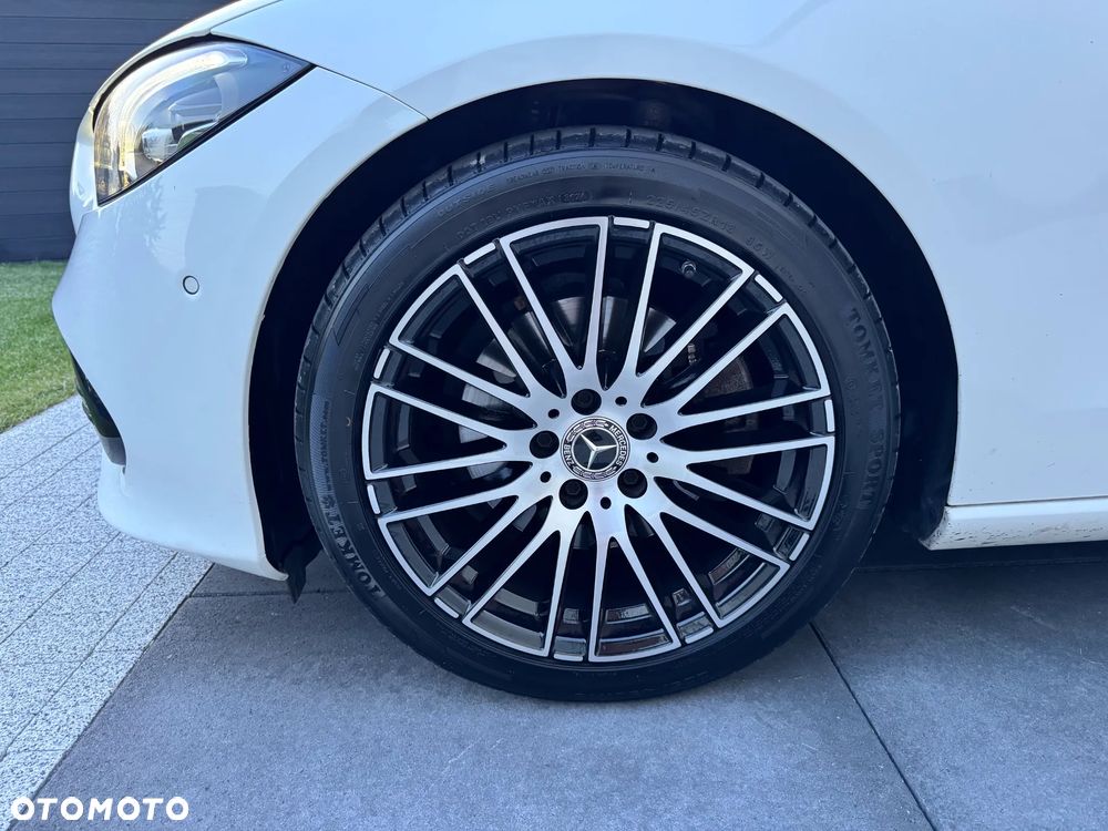 Mercedes-Benz Klasa C 200 d 9G-TRONIC - 17