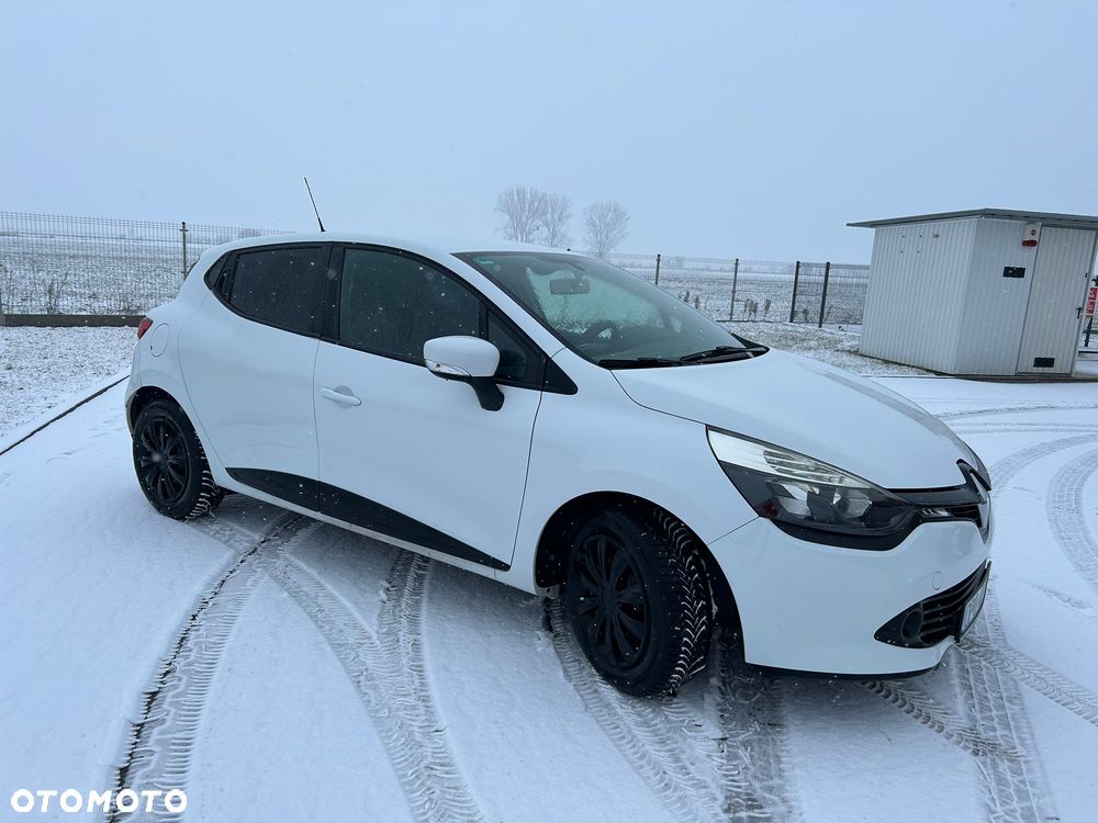 Renault Clio 1.2 16V 75 Life - 4