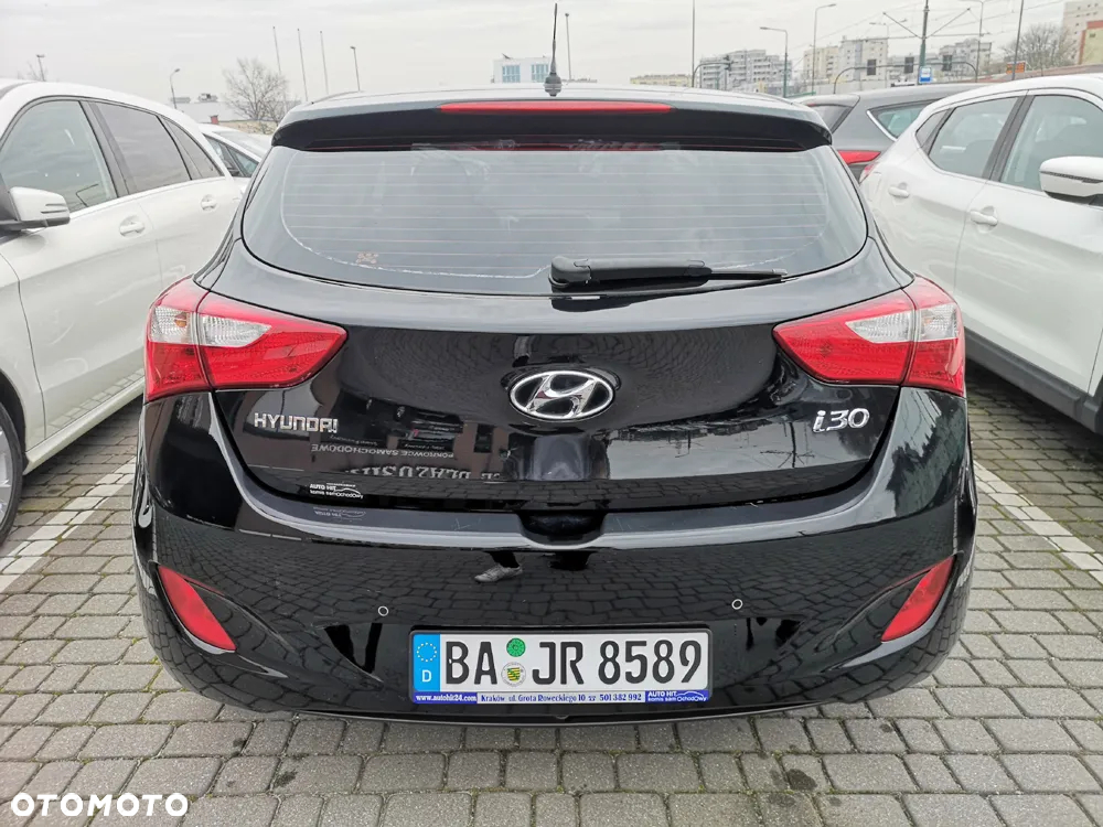 Hyundai i30 1.4 Classic + - 4