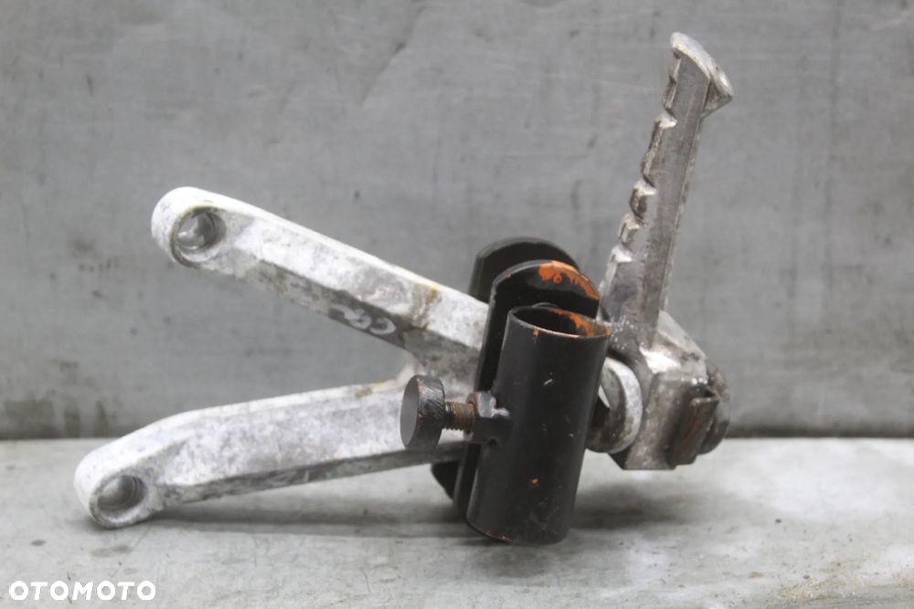 Hyosung GT650 GT 650 Comet Set podnóżek pasażera lewy - 1