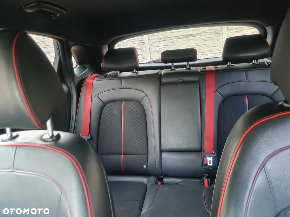 Hyundai Kona - 6