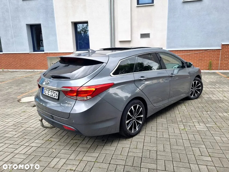 Hyundai i40 Kombi 1.7 CRDi DCT Premium - 5