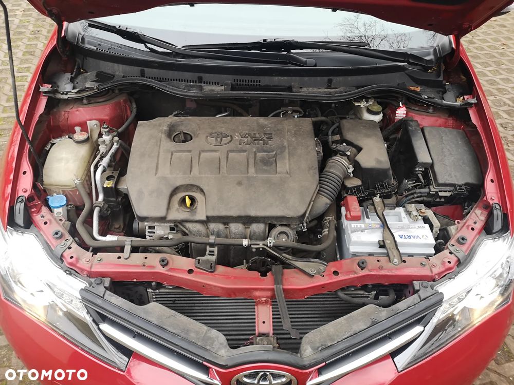 Toyota Auris 1.6 Dynamic - 10