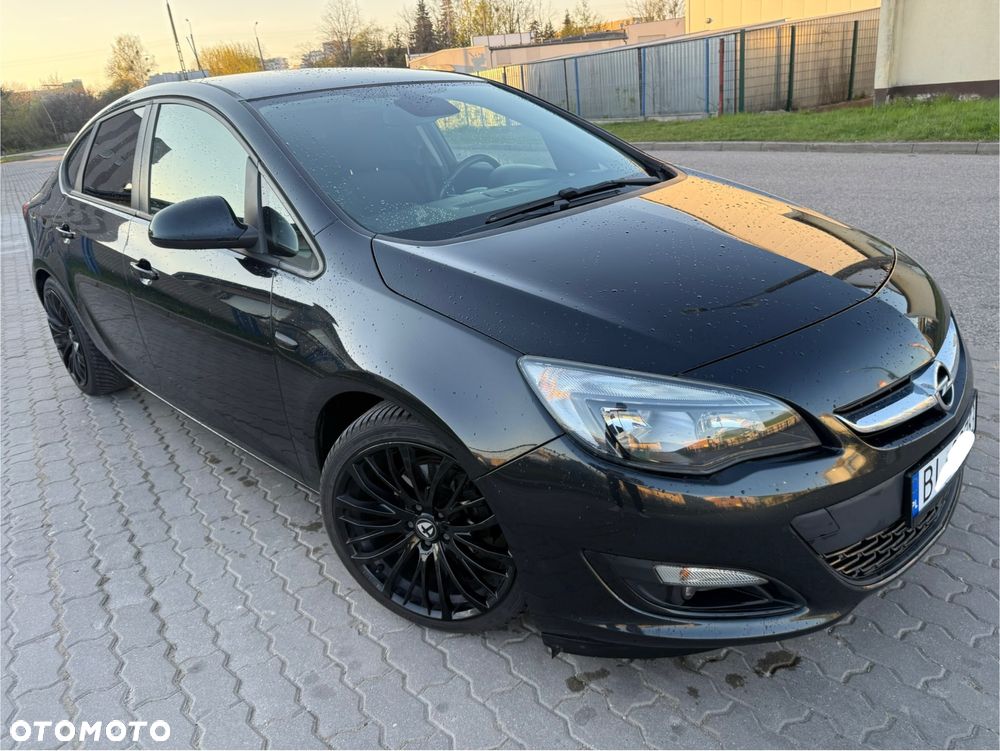 Opel Astra - 4