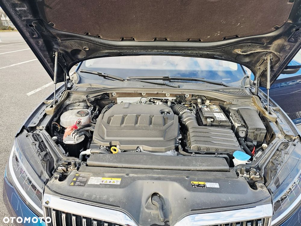 Skoda Superb 2.0 TDI SCR 4x4 L&K DSG - 11