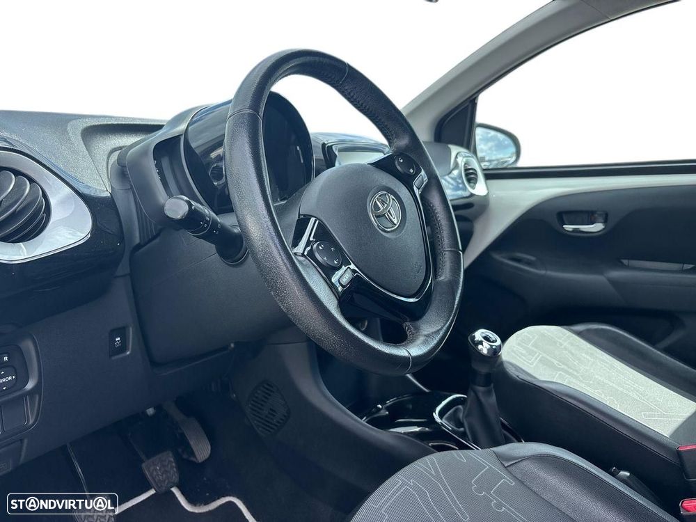 Toyota Aygo - 13