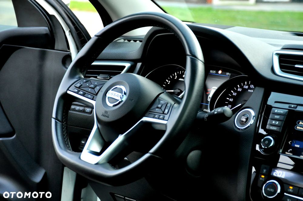 Nissan Qashqai 1.3 DIG-T AKARI - 29