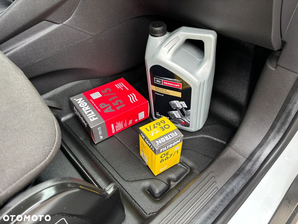 Ford Transit Courier Basis - 13