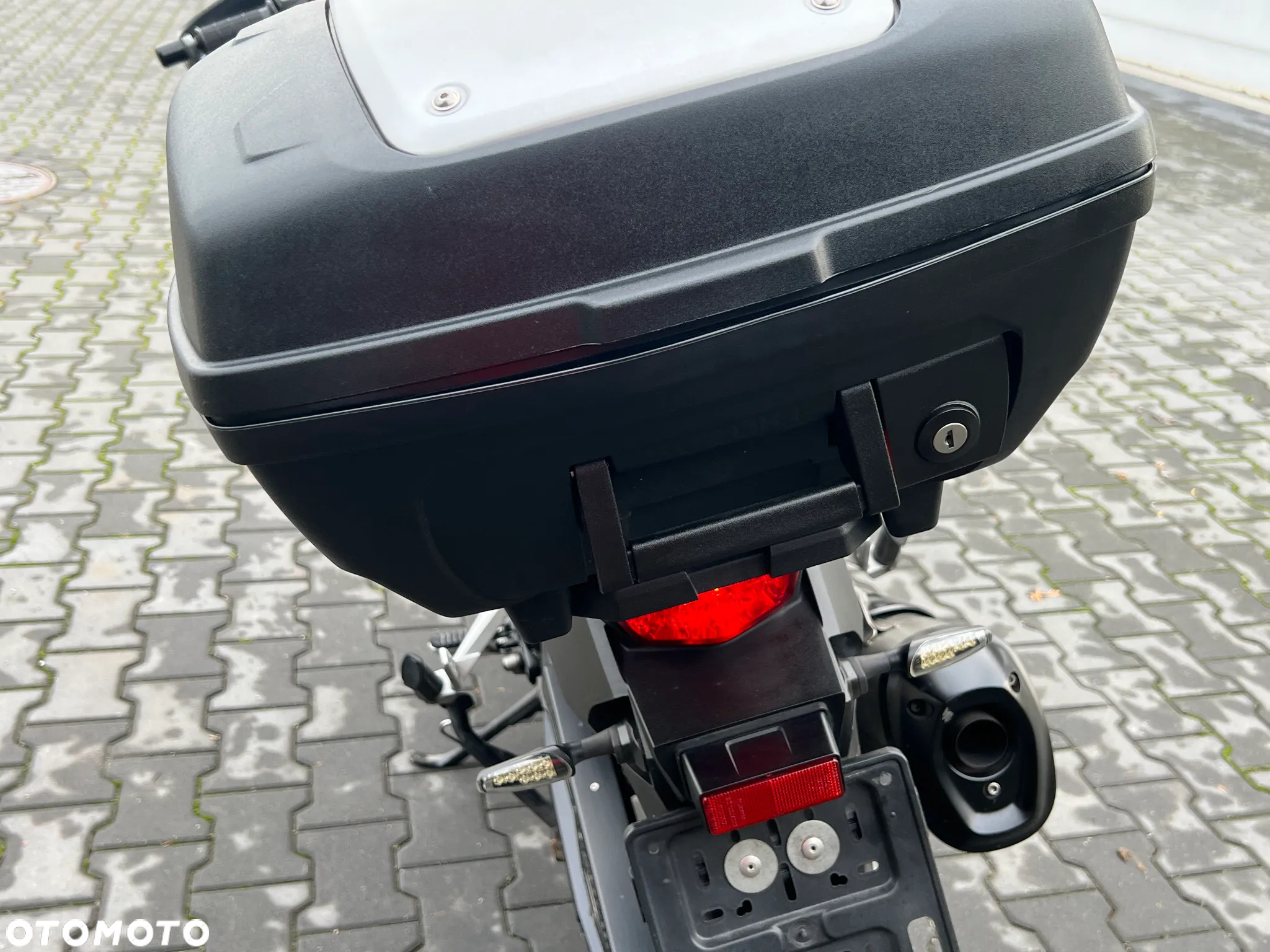 Suzuki V-STROM - 27
