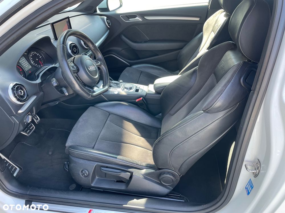 Audi A3 3-drzwiowe 2.0 TDI Ambiente S tronic - 12