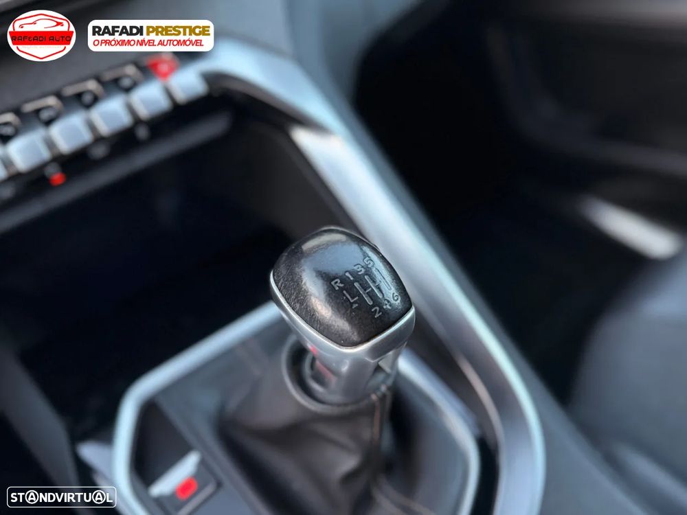 Peugeot 5008 1.5 BlueHDi GT Line - 37