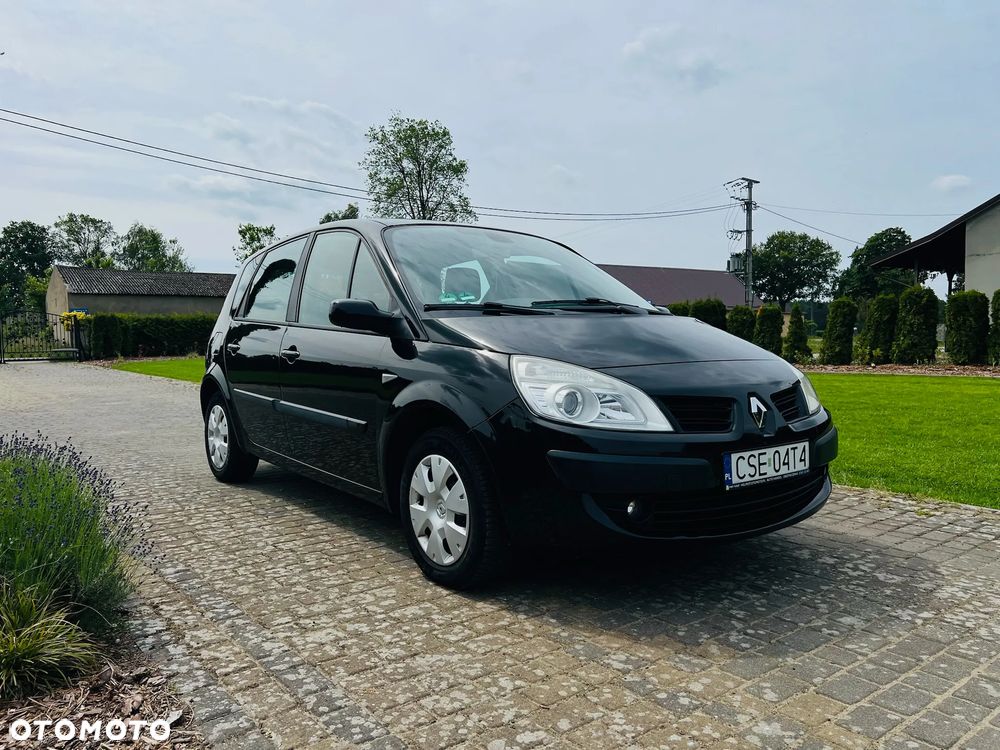 Renault Scenic - 1