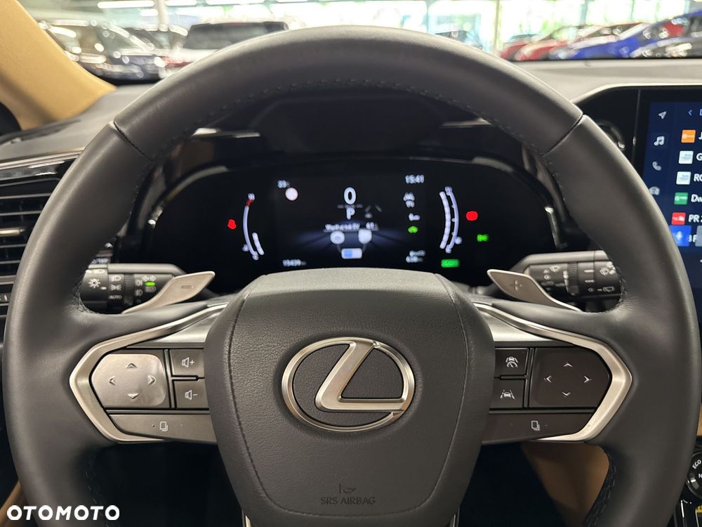 Lexus NX 350h Prestige AWD - 19