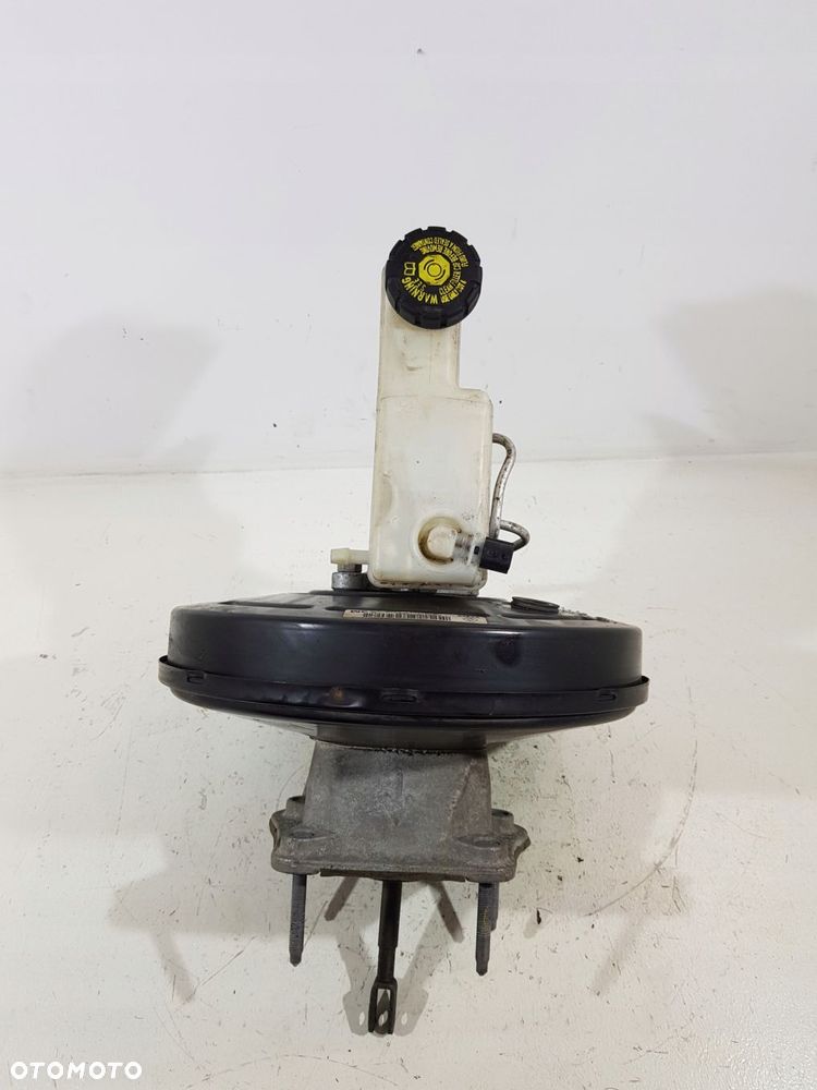 serwo hamulcowe 472100005r renault megane iii lift 12r eu 1.2 tce - 2