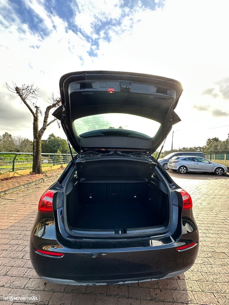 Mercedes-Benz A 180 d Business Solutions Aut. - 14