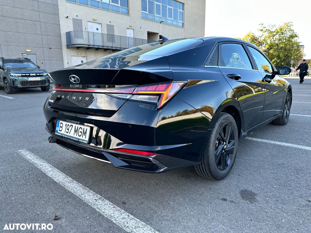 Hyundai Elantra 2021 photo 4