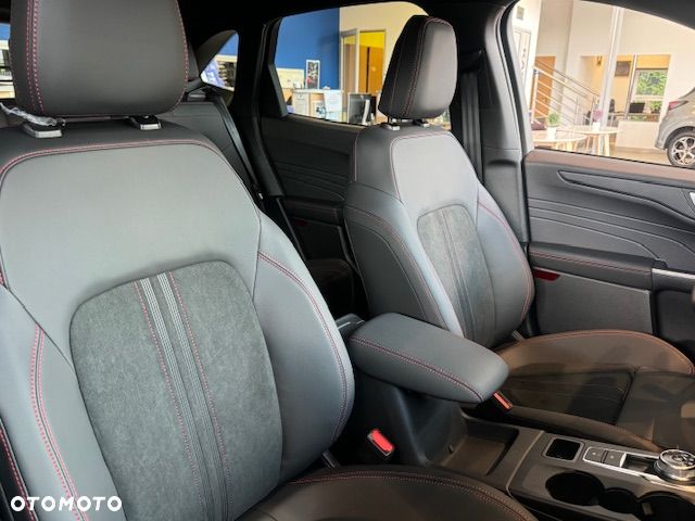 Ford Kuga 2.5 FHEV FWD ST-Line X - 8