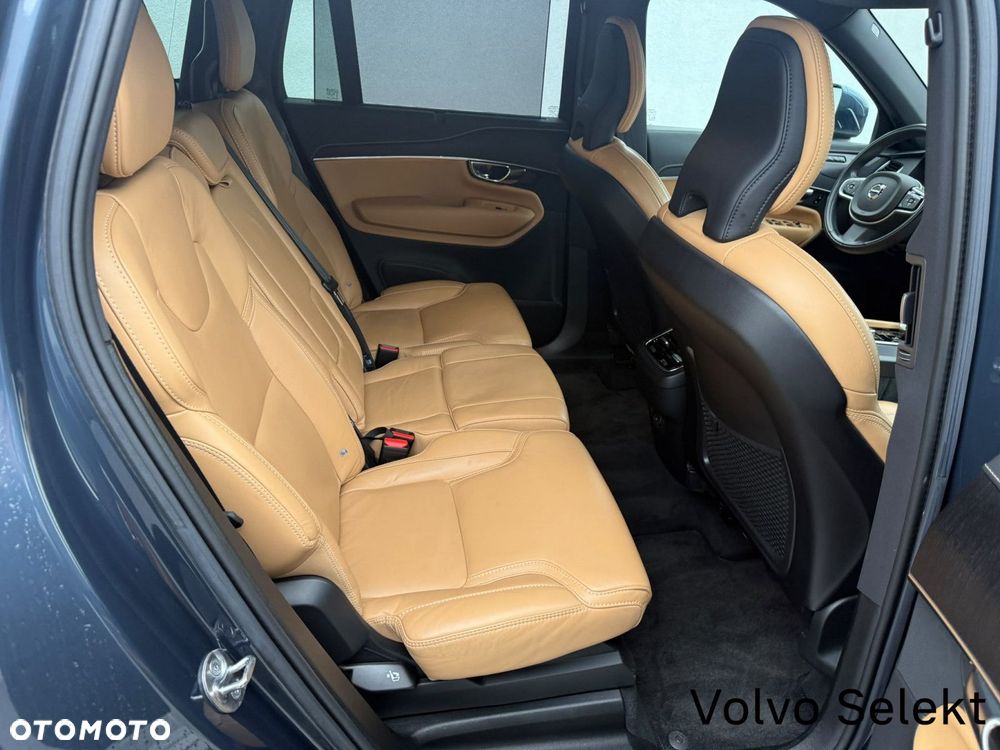 Volvo XC 90 - 39